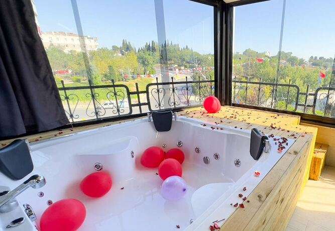 Imagen general del SUPER STAY HALKALI. Foto 2