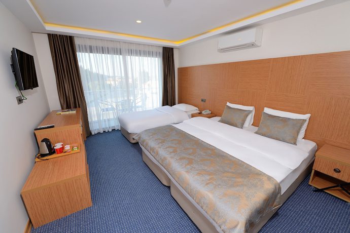 Imagen de la habitación del Saatli Hotel, Cesme. Foto 11