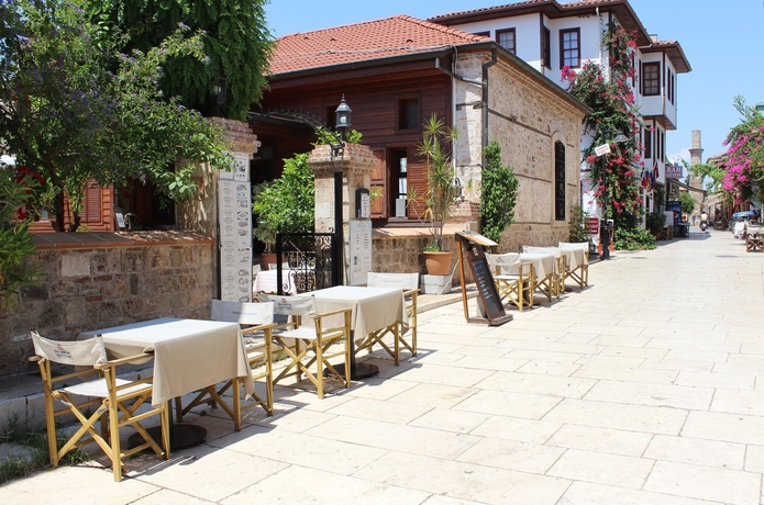 Imagen del bar/restaurante del Sabah Pansiyon. Foto 4