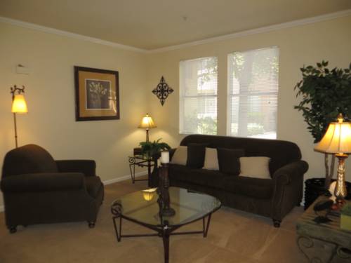 Imagen de la habitación del Sacramento Guest Services. Foto 10