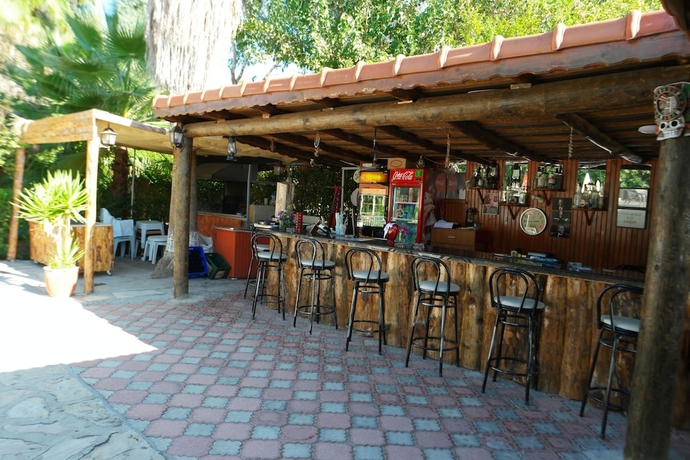Imagen de la piscina del Safak Beach Motel. Foto 18