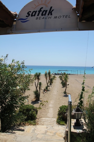 Imagen de los exteriores del Safak Beach Motel. Foto 9