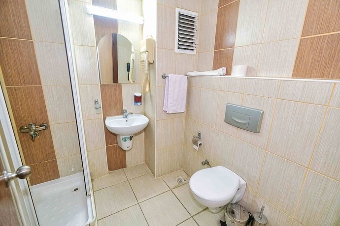 Imagen de la habitación del Safari Otel. Foto 11