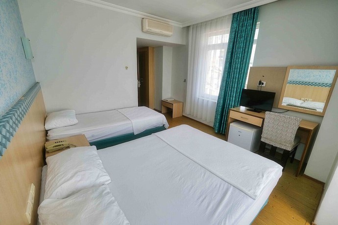 Imagen de la habitación del Safari Otel. Foto 13