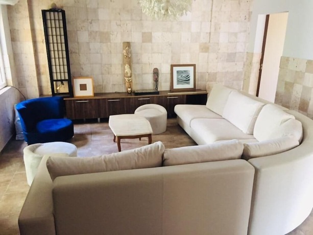 Imagen de la habitación del Safari Suit Hotel. Foto 16
