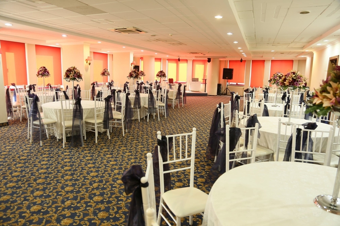 Imagen de los interiores del Saffron Hotel. Foto 17