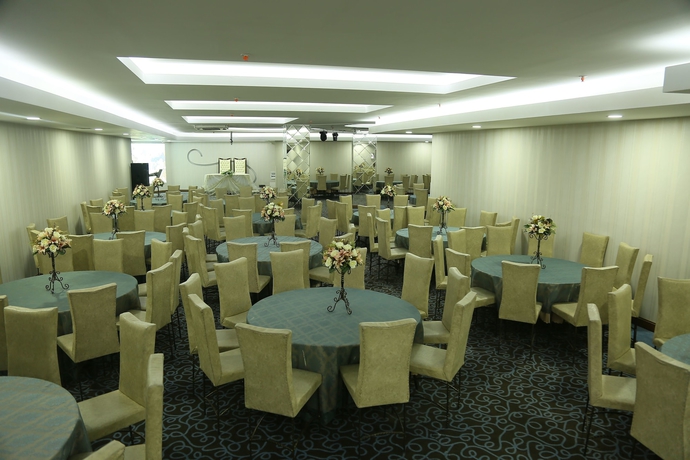 Imagen de los interiores del Saffron Hotel. Foto 18