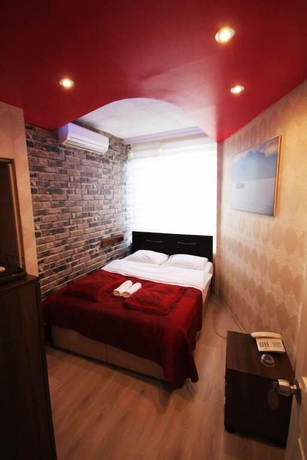 Imagen de la habitación del Safran Otel. Foto 13