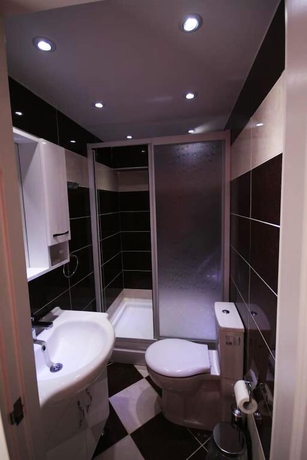 Imagen de la habitación del Safran Otel. Foto 15