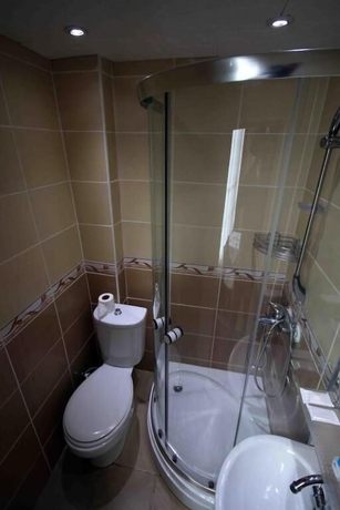 Imagen de la habitación del Safran Otel. Foto 17