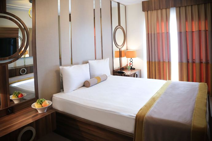 Imagen de la habitación del Sah Istanbul Hotel. Foto 17