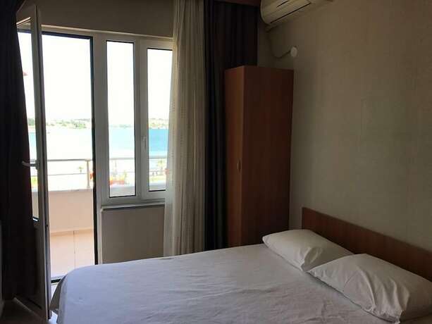 Imagen de la habitación del Sahil Otel. Foto 9