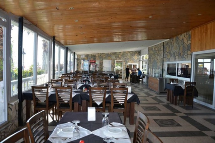 Imagen del bar/restaurante del Sahin Motel Erdek. Foto 6