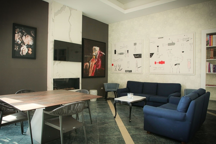 Imagen de los interiores del Saint Joseph Resort. Foto 19