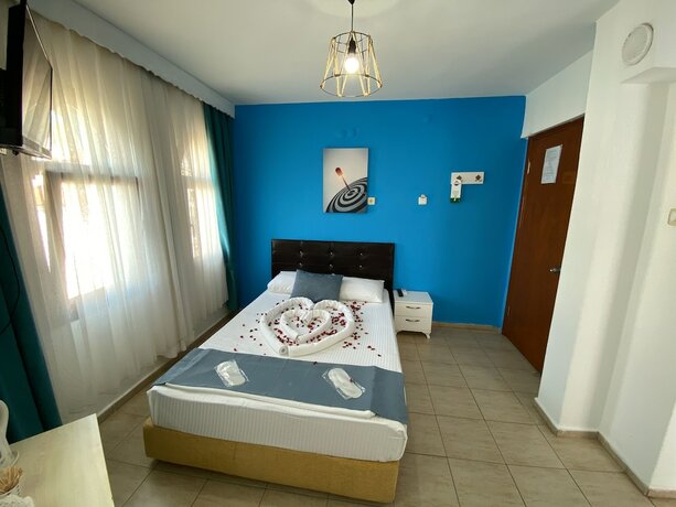 Imagen de la habitación del Sakin Otel. Foto 15