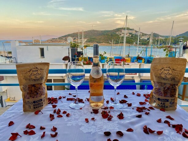 Imagen de la habitación del Sakin Otel. Foto 17