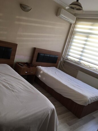 Imagen de la habitación del Sale Otel. Foto 17