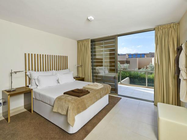 Imagen de la habitación del Salgados Beach Villas. Foto 4