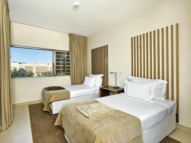 Imagen de la habitación del Salgados Beach Villas. Foto 5