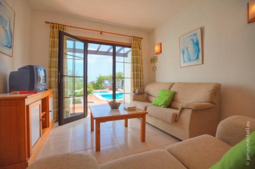 Imagen de la habitación del Salmarina Bungalows. Foto 3