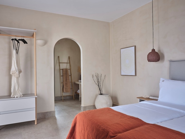 Imagen de la habitación del Salt Suites Paros. Foto 3