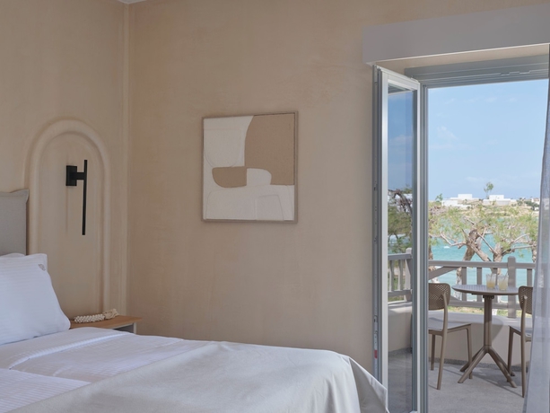 Imagen de la habitación del Salt Suites Paros. Foto 4