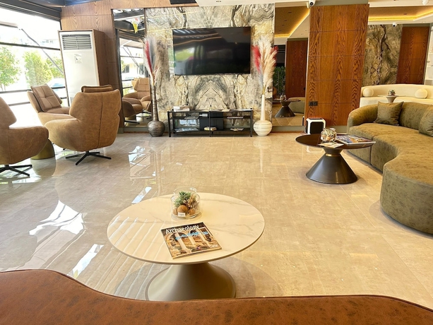 Imagen de los interiores del Sam Hotel. Foto 12