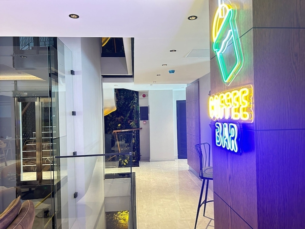 Imagen de los interiores del Sam Hotel. Foto 14
