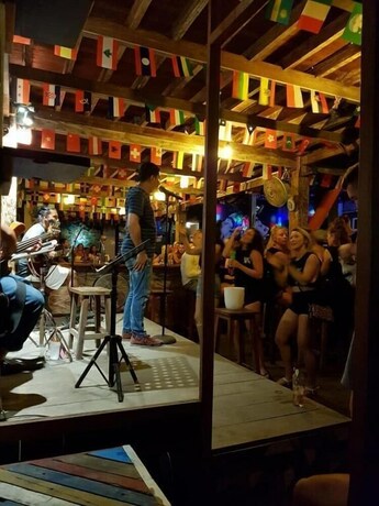 Imagen del bar/restaurante del Sama - Sama Bungalow. Foto 14