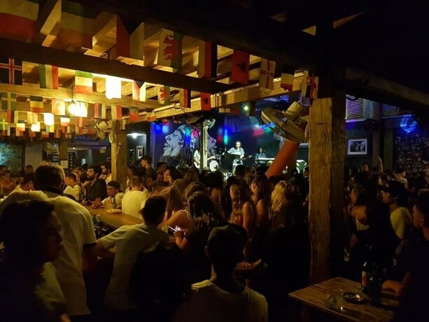 Imagen del bar/restaurante del Sama - Sama Bungalow. Foto 16