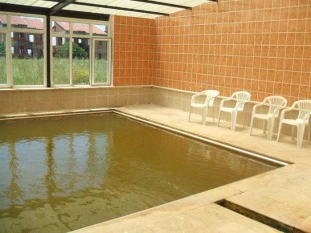 Imagen de la piscina del Samdan Thermal Hotel. Foto 17