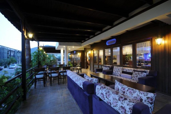 Imagen del bar/restaurante del Samoy Hotel. Foto 7