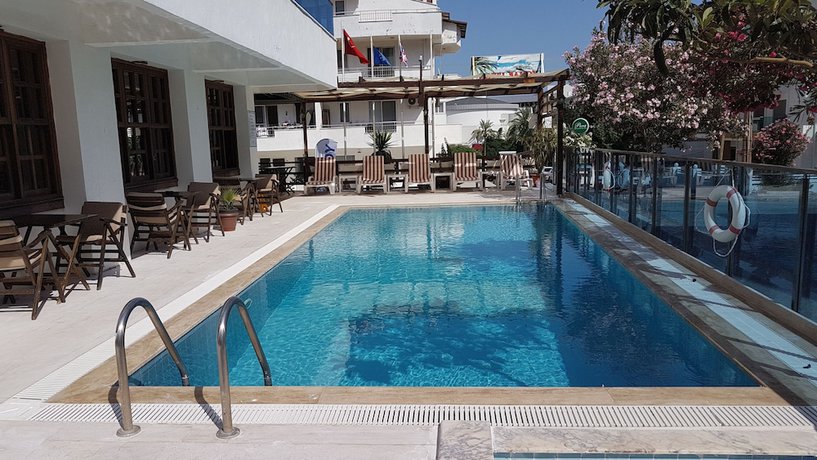 Imagen de la piscina del Samoy Hotel. Foto 20