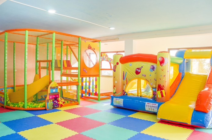 Imagen de los interiores del San Domenico Family Hotel. Foto 10