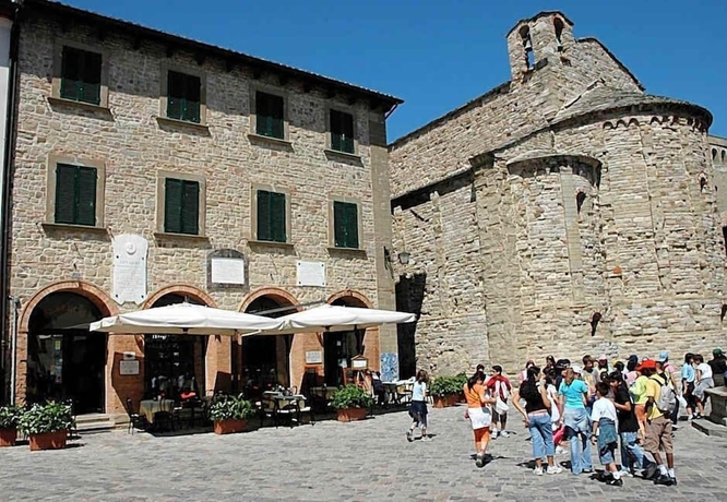 Imagen general del San Leo Albergo Diffuso. Foto 2