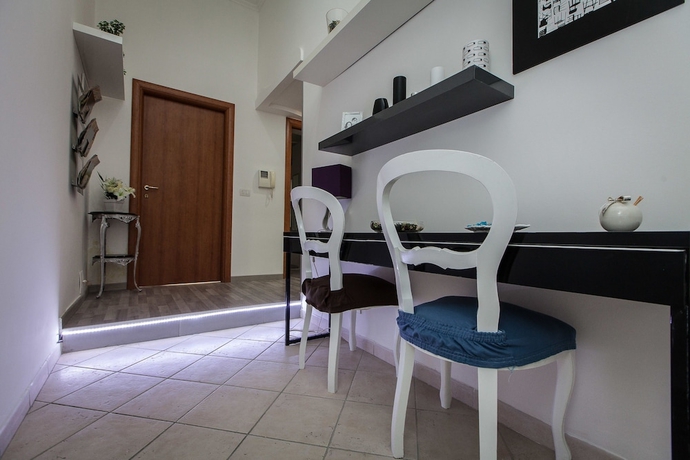 Imagen de los interiores del San Peter Angels. Foto 19