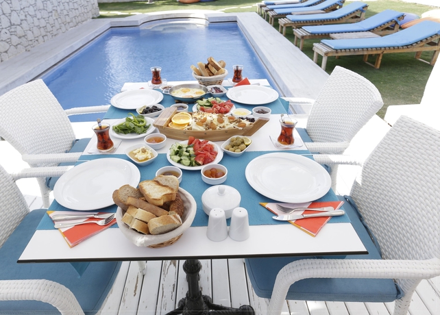 Imagen del bar/restaurante del Sandal Ala&ccedil;atı - Adults Only. Foto 3