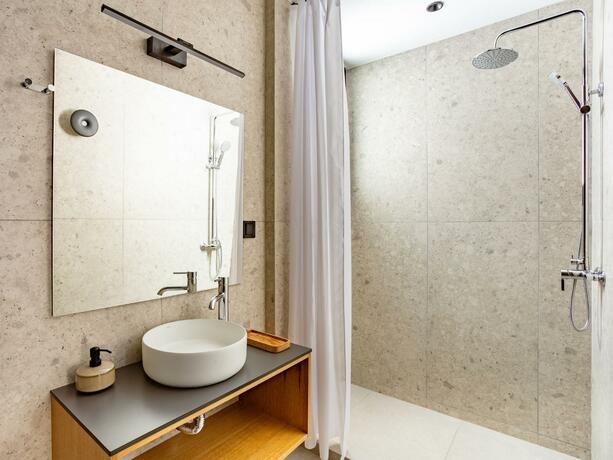 Imagen general del Sanders Tower Centre Thessaloniki. Foto 40