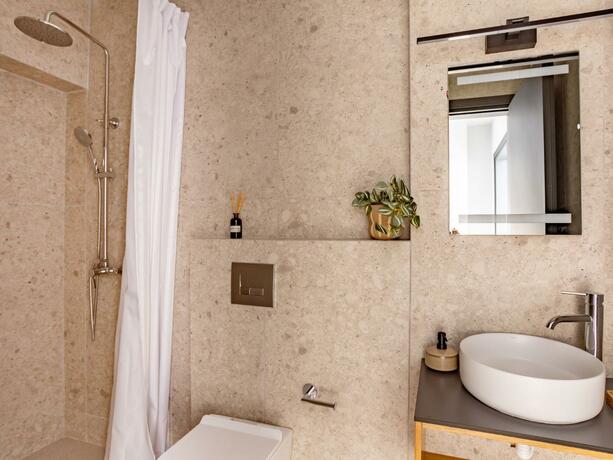 Imagen general del Sanders Tower Centre Thessaloniki. Foto 42