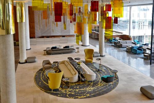 Imagen general del @Sandton Hotel. Foto 7