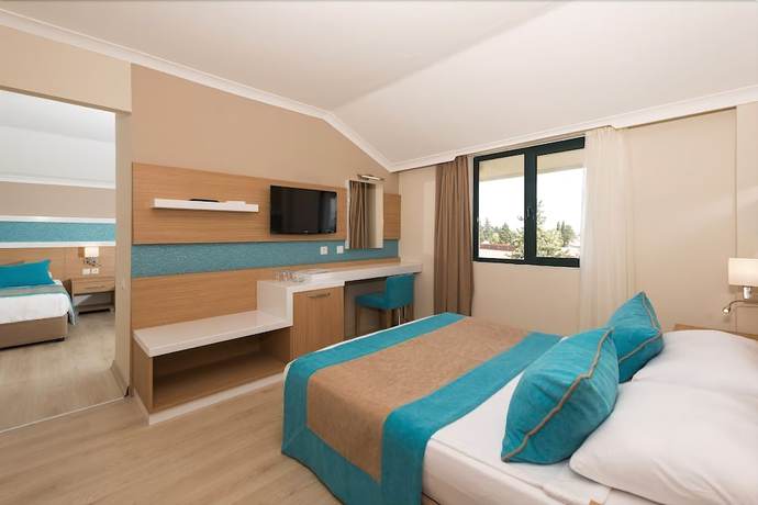 Imagen de la habitación del Sandy Beach Hotel - All Inclusive. Foto 9