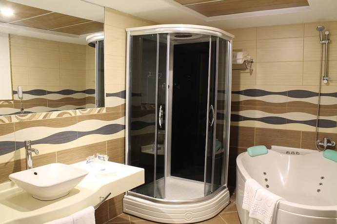 Imagen de la habitación del Sanitas Thermal Suites Hotel And Spa. Foto 11