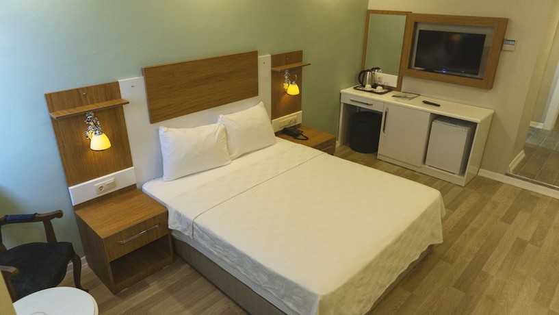 Imagen de la habitación del Sanliurfa Uludag Hotel. Foto 4