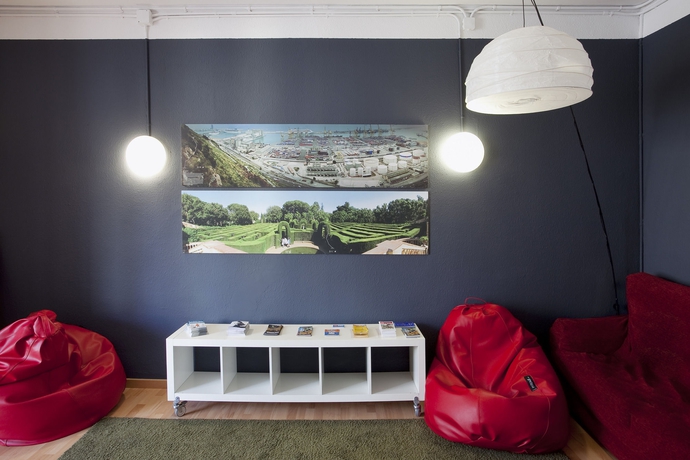 Imagen de los interiores del Sant Jordi Alberg. Foto 14