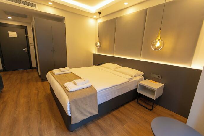 Imagen de la habitación del Santana Hotel. Foto 14