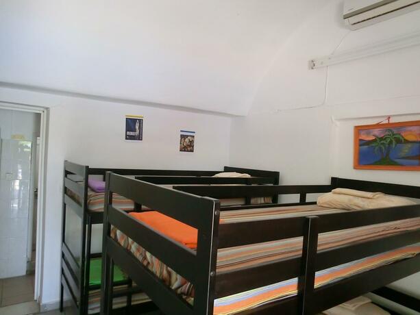 Imagen general del Santorini Hostel. Foto 26