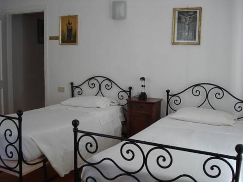 Imagen de la habitación del Santuario Di Oropa. Foto 15