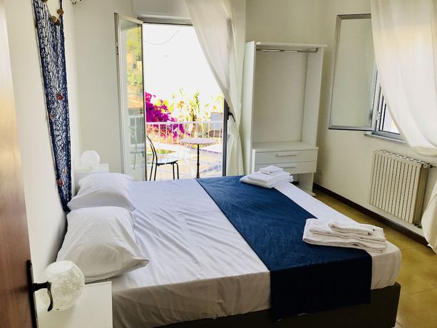 Imagen de la habitación del Santuzza Hotel Taormina. Foto 9