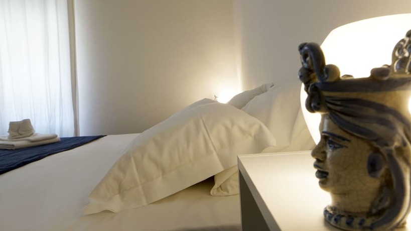Imagen de la habitación del Santuzza Hotel Taormina. Foto 14