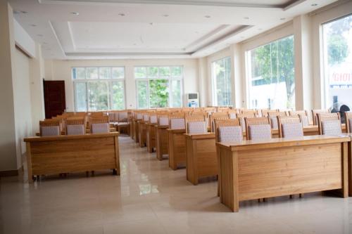 Imagen general del Sao Biển Hotel Hải Tiến. Foto 5